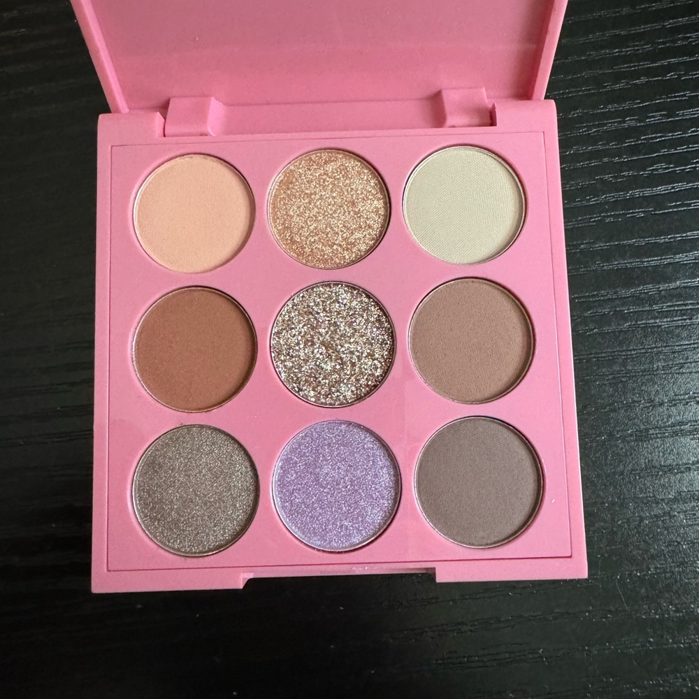Brand new eyeshadow palette